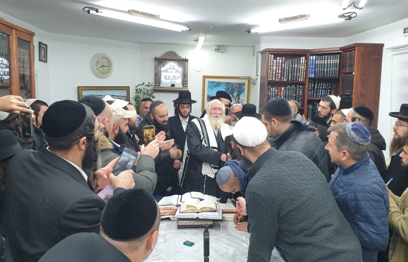 שיעור לתושבי קריית עקרון ובת ים
