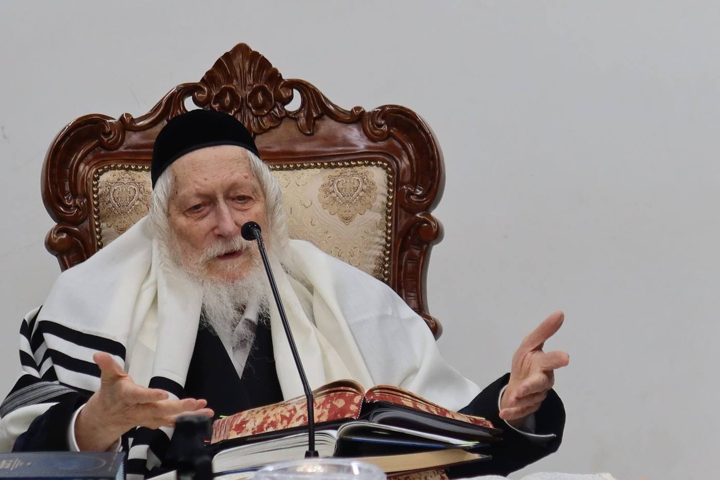 שיעור לבחורי הקהילה בקודש פנימה