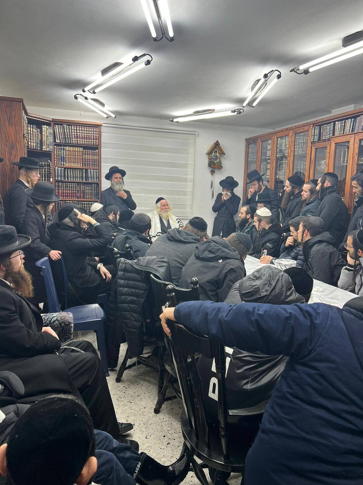 שיעור לבוגרי ה'מתחברים'