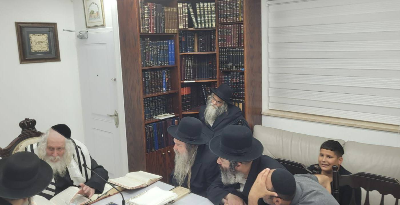 שיעור ל'שובו בנים דימונה' בבית מורינו הרב שליט"א
