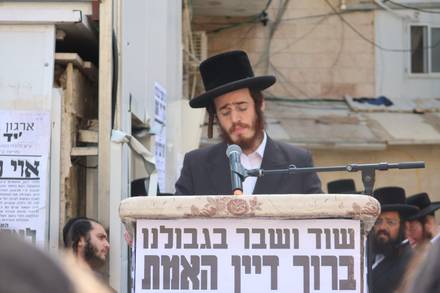 תיעוד ממסע הלוויה המצמרר של האשה מרת לאה יוכבד זינגר ע"ה * הספדו של מורינו הרב שליט"א