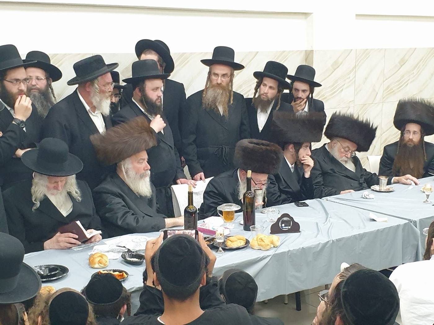 מורינו הרב שליט"א בשבע ברכות לנכדת האדמו"ר מאמשינוב