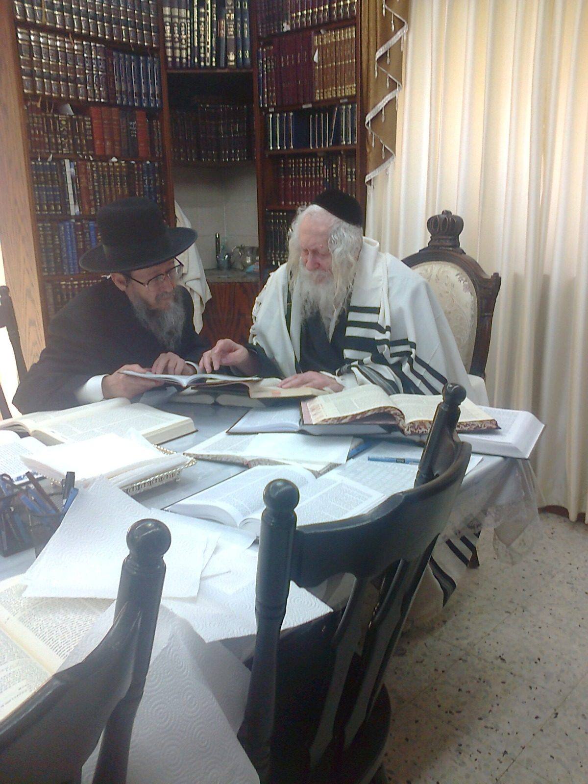 הרה''ח ר' שלמה חיים ויטריאול שליט''א הגיע למעונו של מורינו הרב שליט"א
