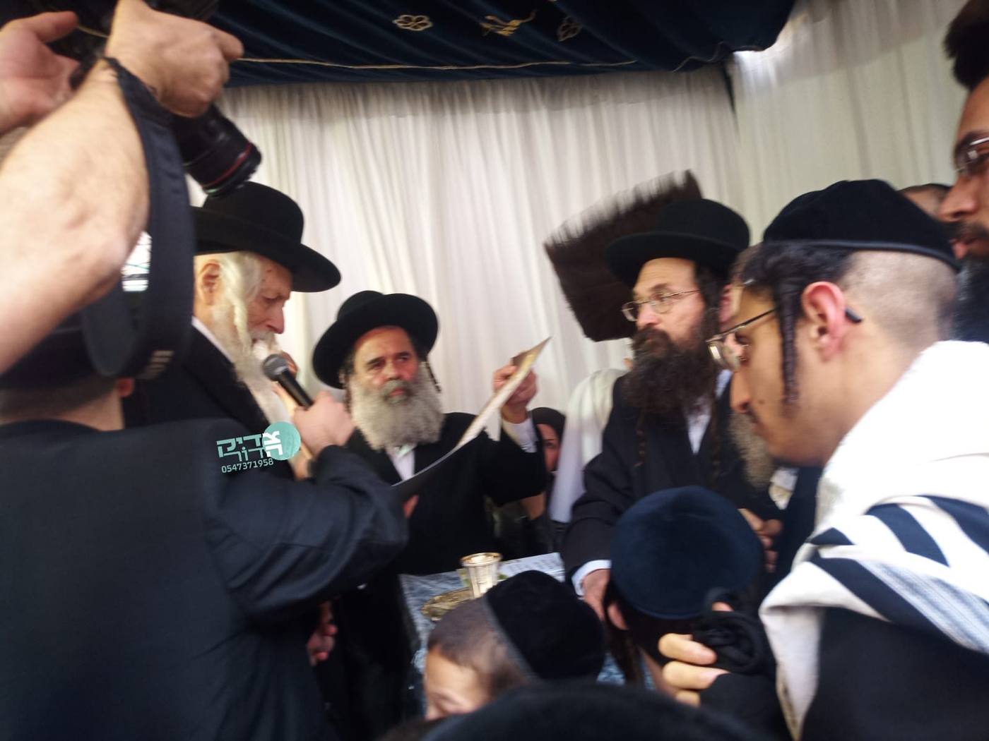 בְּאָהֳלֵי צַדִּיקִים ◇ חתונת נין מורינו הרב שליט"א ועריכת שולחן ט"ו בשבט