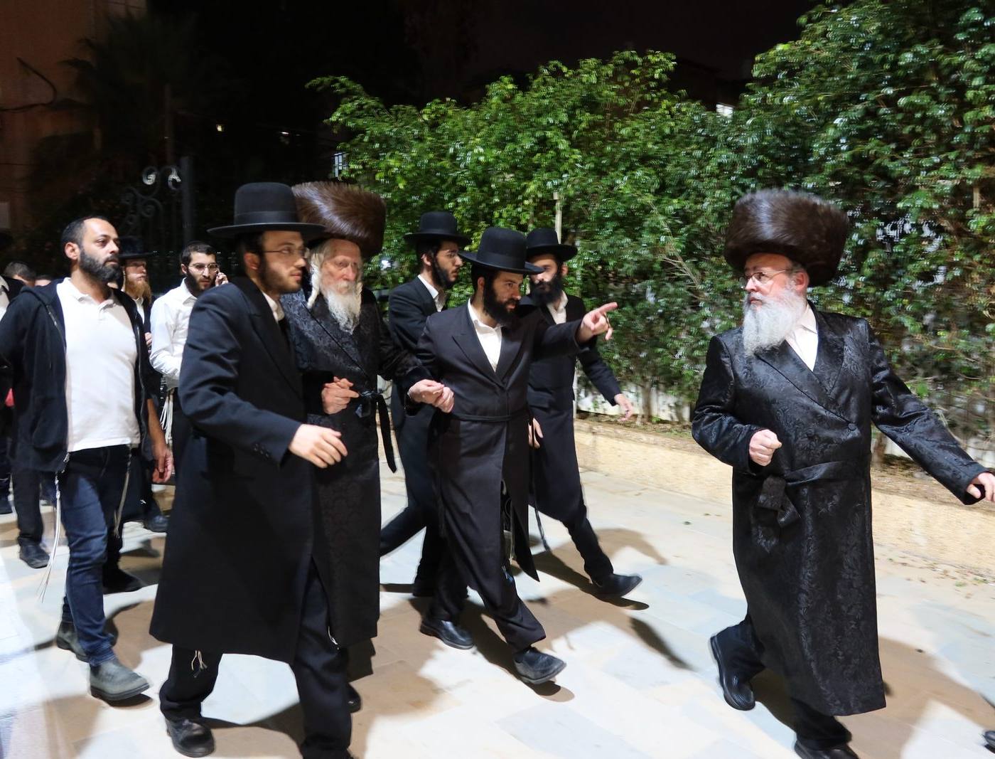 מורינו הרב שליט"א בשמחת השבע ברכות לנכדת כ"ק האדמו"ר מספינקא דונולו שליט"א