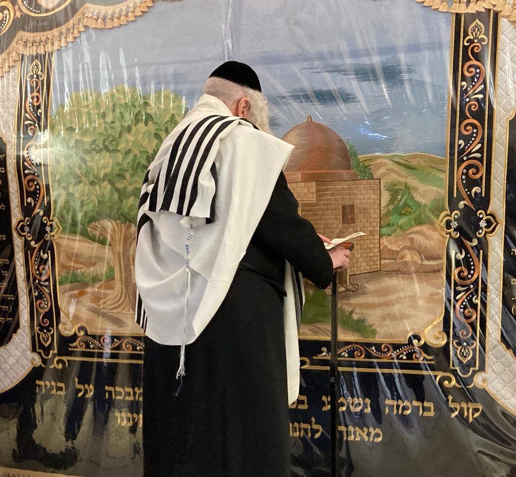 'מנעי קולך מבכי' – מורינו הרב שליט"א בקבר רחל אמנו
