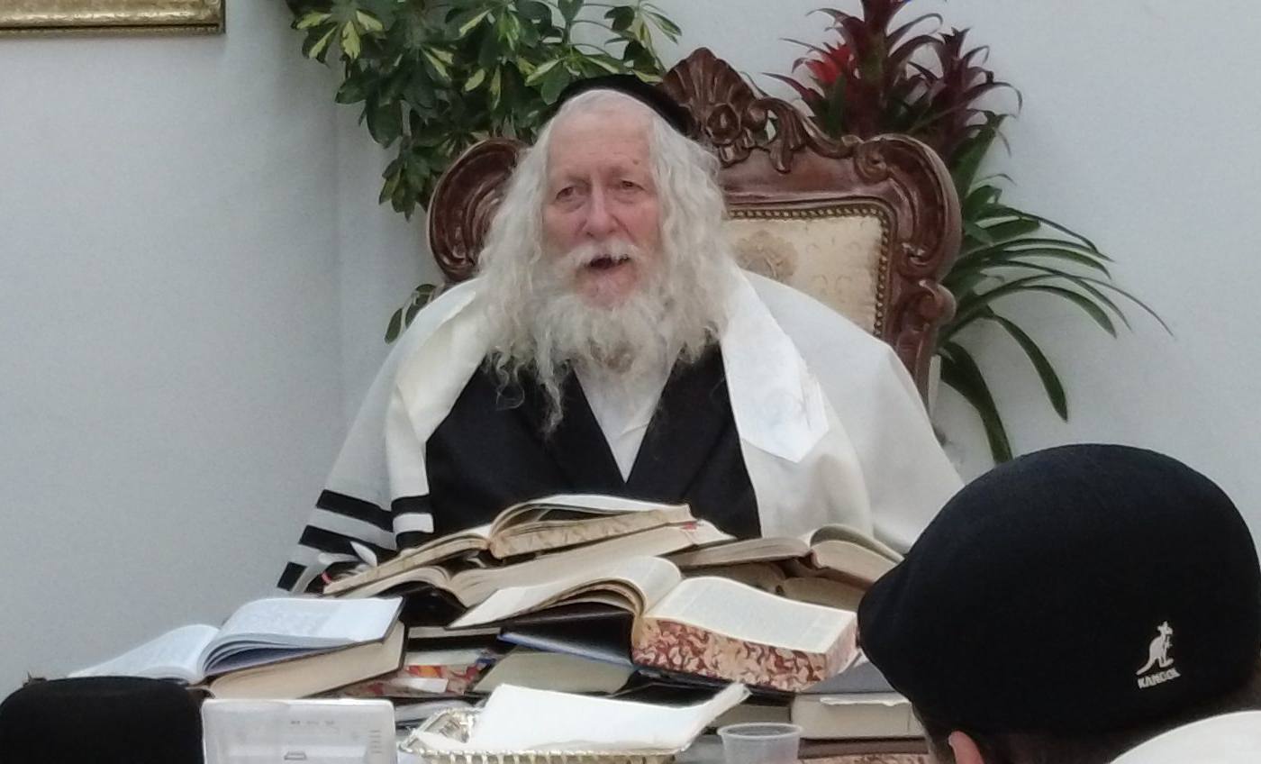 שיעור לשובו בנים מהעיר לוד במעונו של מורינו הרב שליט"א