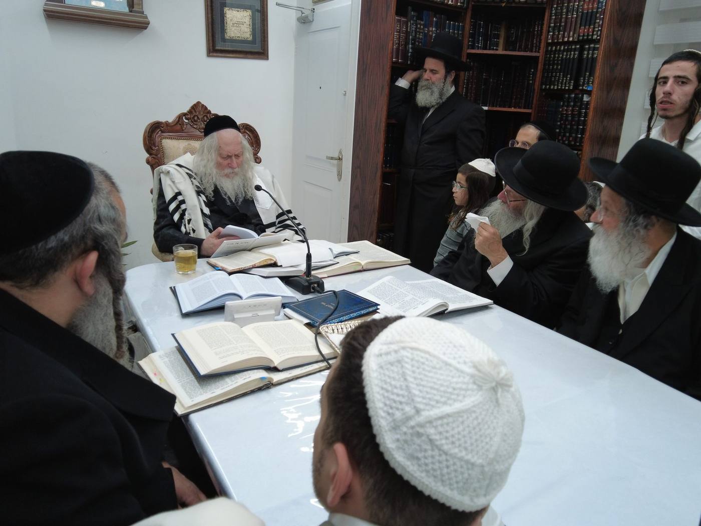 שיעור לתושבי בת ים במעונו של מורינו הרב שליט"א