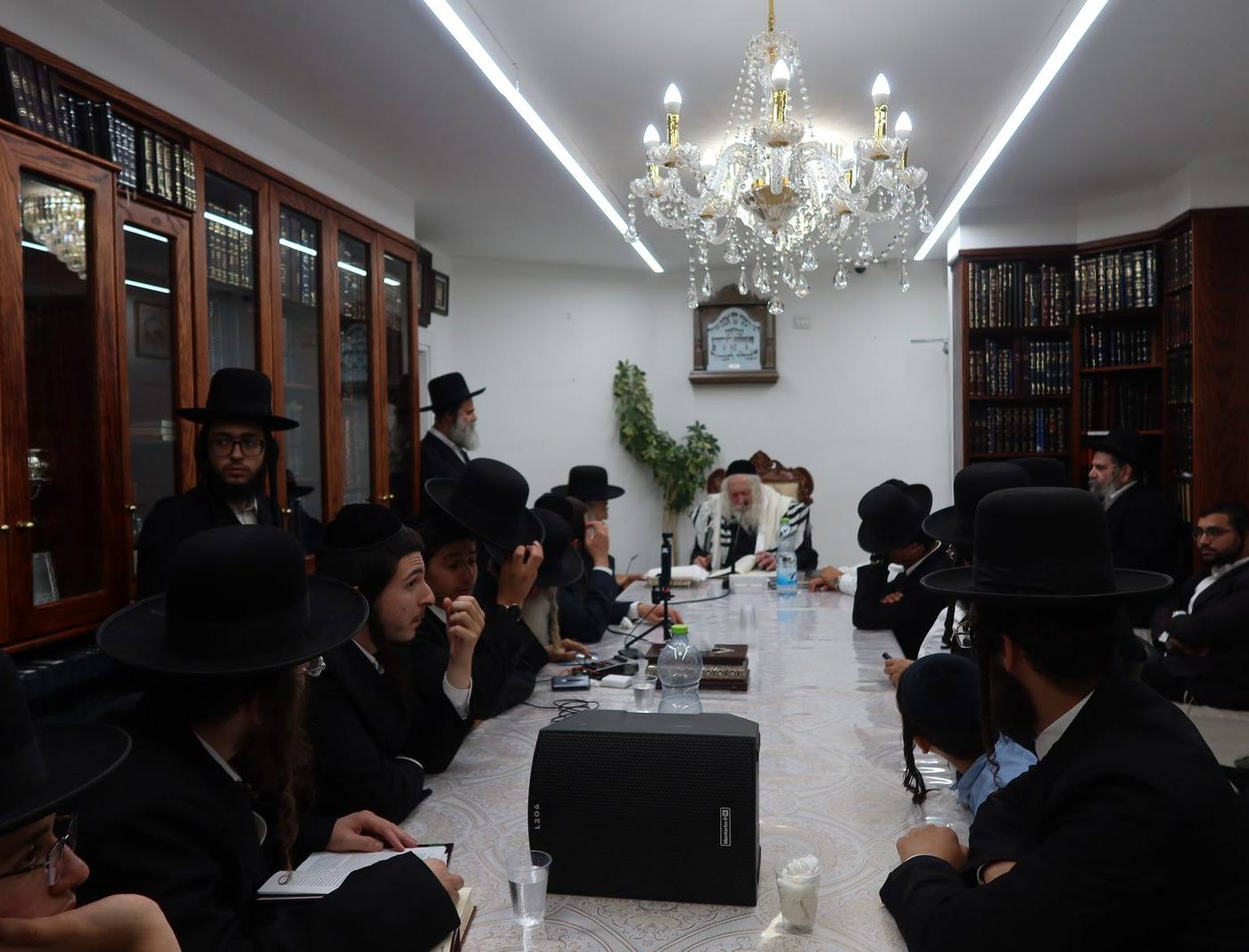 חברי מקהלת שובו בנים ובעלי המנגנים בהילולת הרשב"י