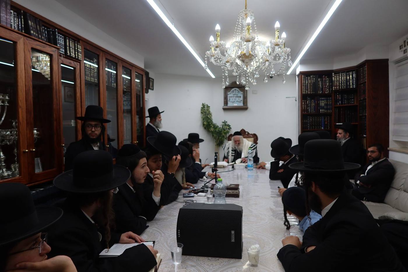חברי מקהלת שובו בנים ובעלי המנגנים בהילולת הרשב"י
