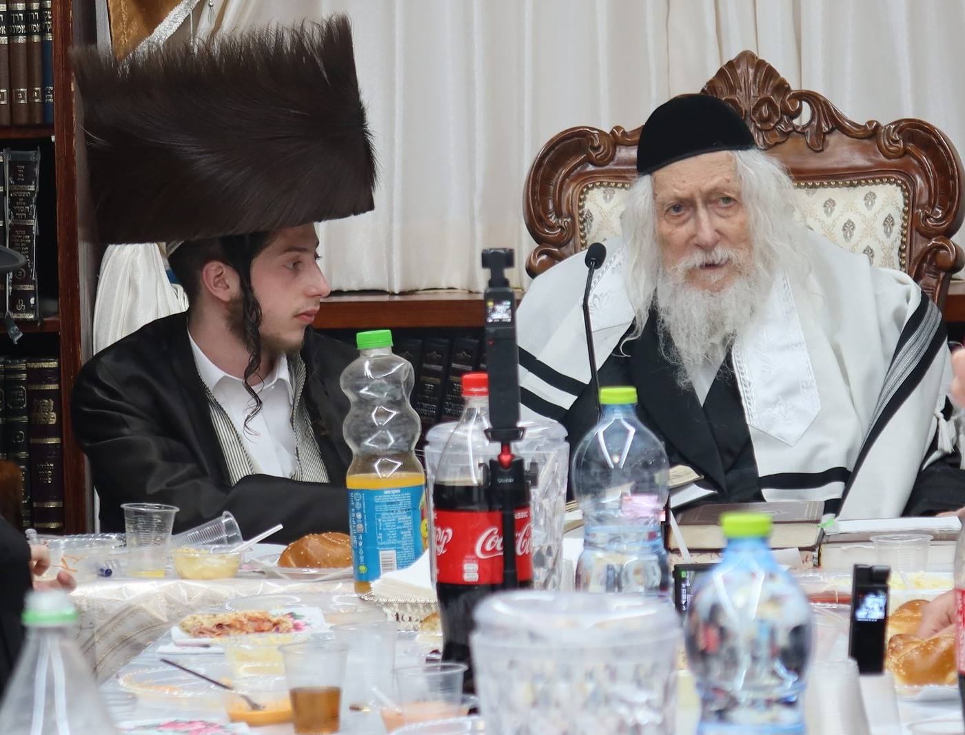 שמחת השבע ברכות לנינת מורינו הרב שליט"א לבית משפחת גולדבלום