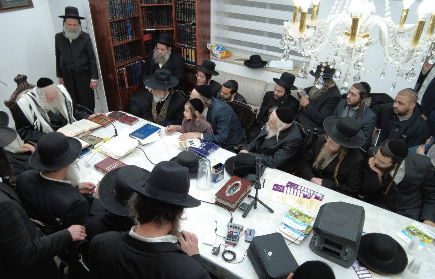 שיעור לכולל שובו בנים בני ברק במעונו של מורנו הרב שליט"א