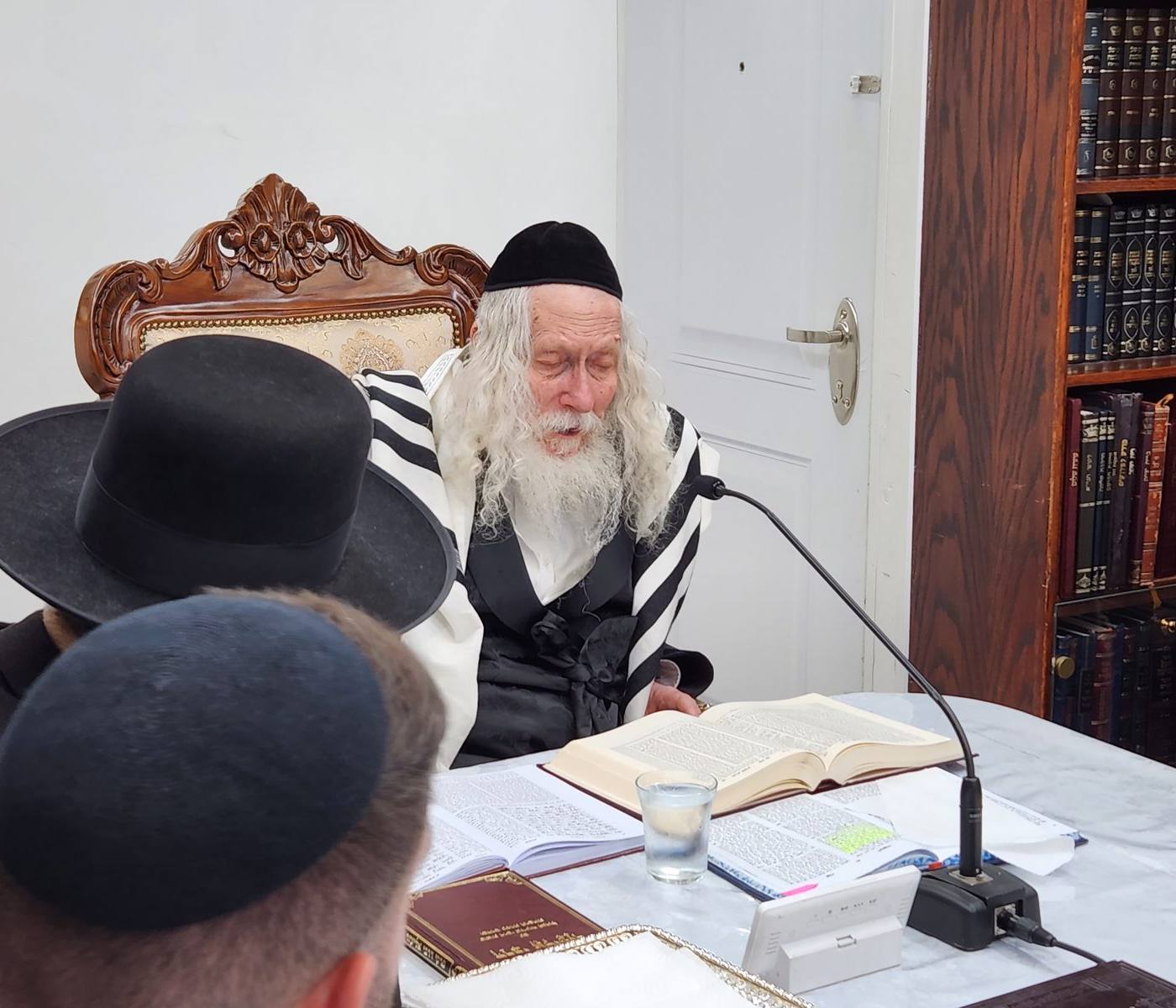 תושבי הדרום ומערב הנגב וחיילי המילואים בשיעור בבית מורינו הרב שליט"א