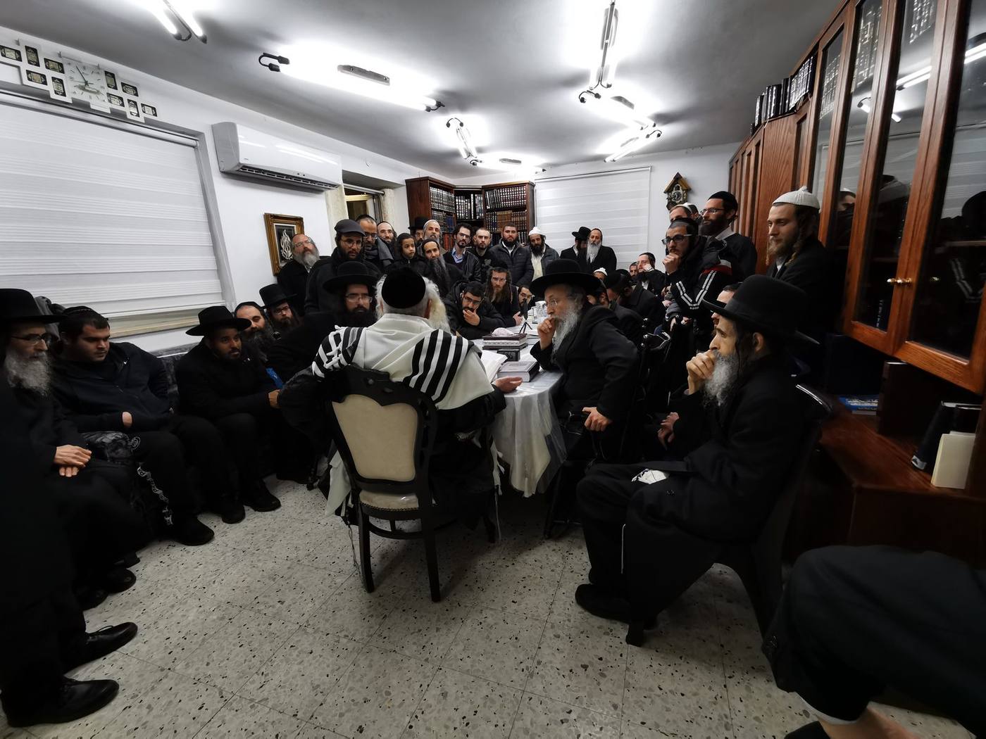 'פורים קטן' משמח ומאחד בכולל הוראה