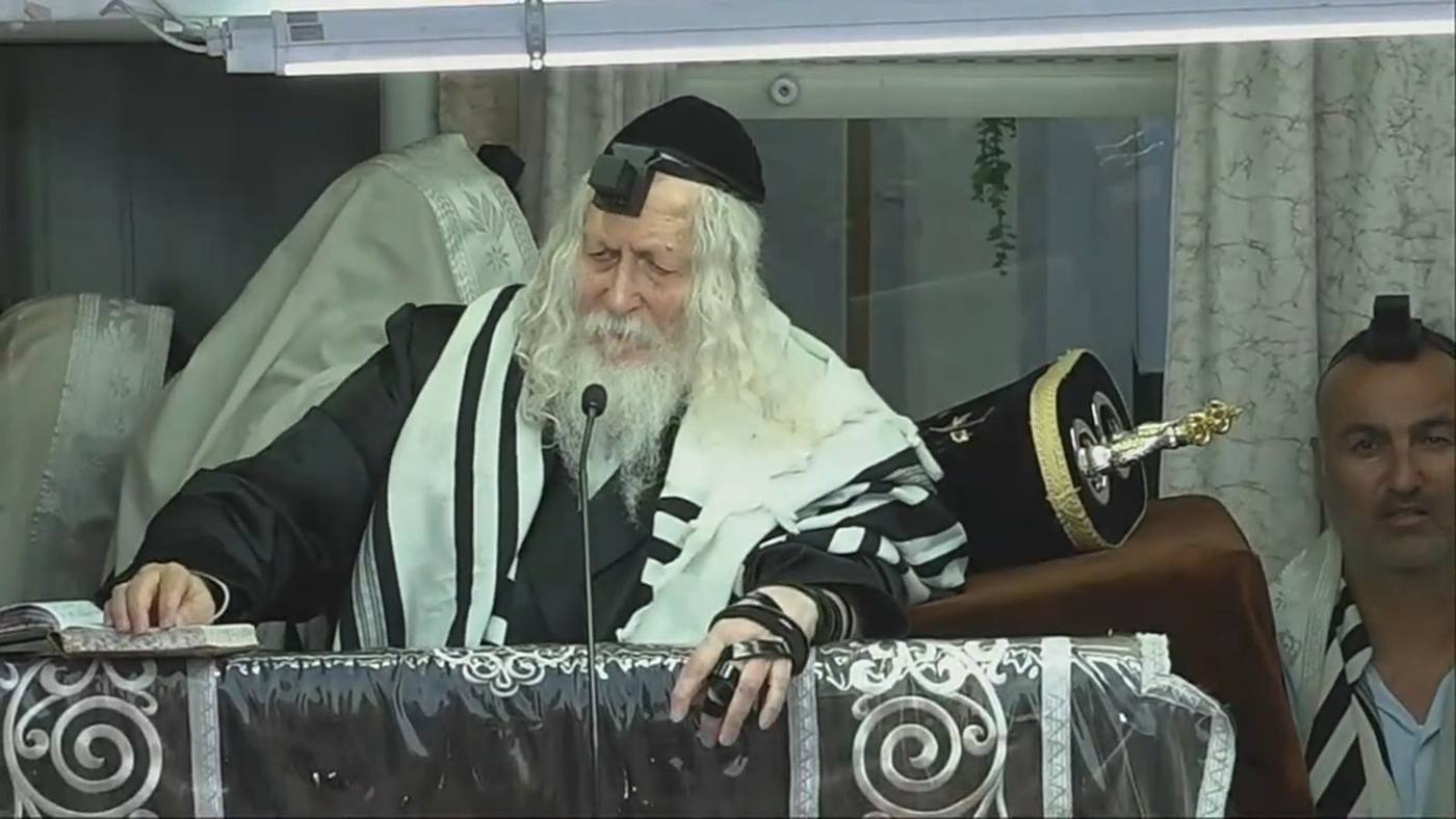סיקור נרחב מקיבוץ יום הכיפורים בצילו של מורינו הרב שליט"א