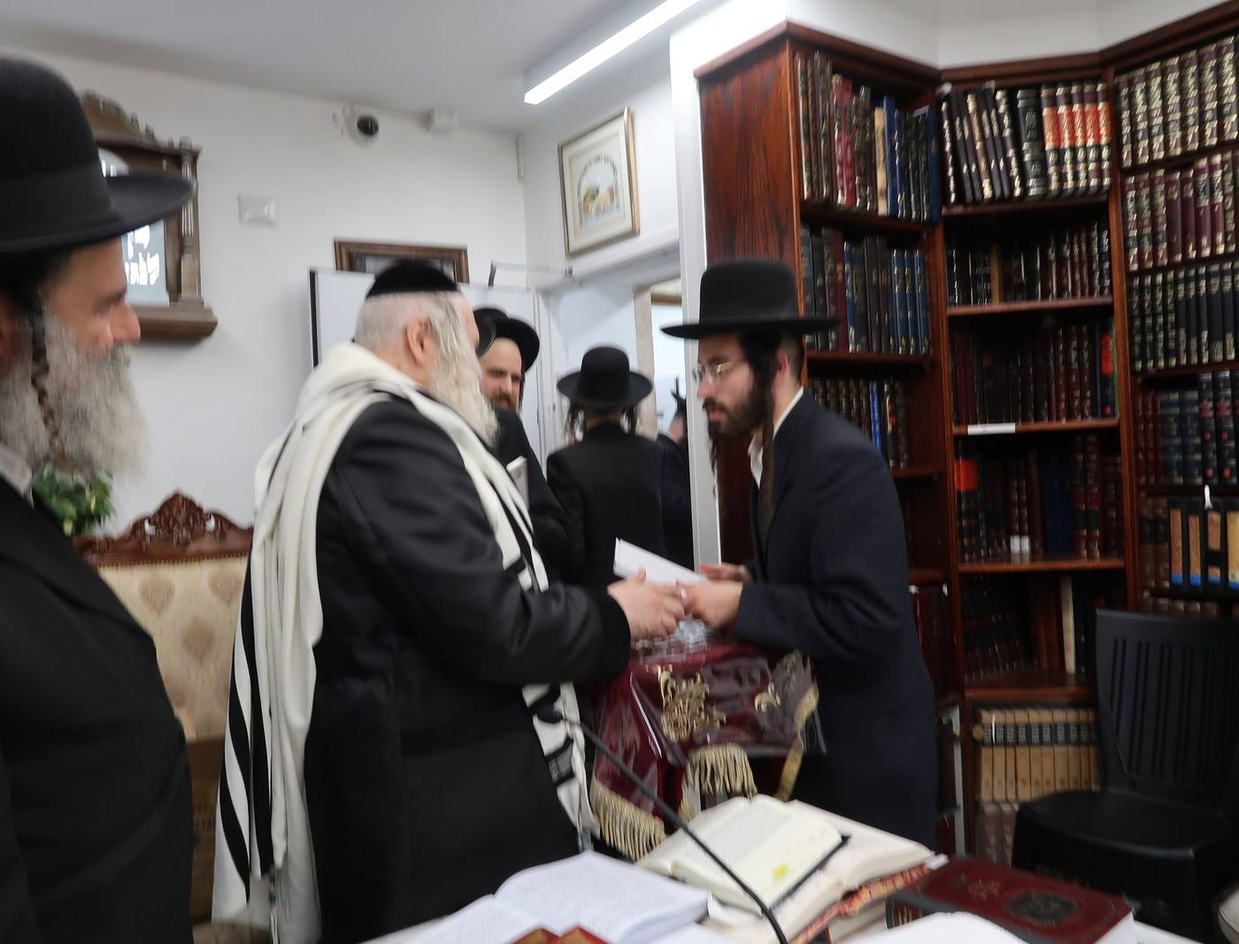 שיעור לתומכי בית מדרשינו במעונו של מורינו הרב שליט"א