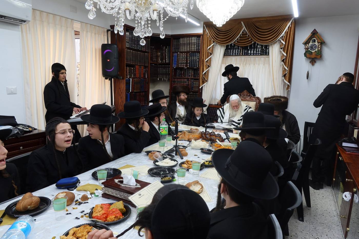שמחת הבר מצוה לנינו של מורינו הרב שליט"א