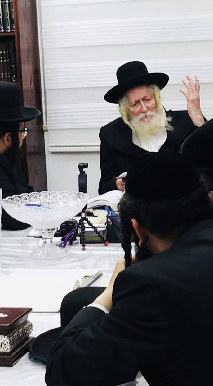 שיעור לאברכי כולל הוראה