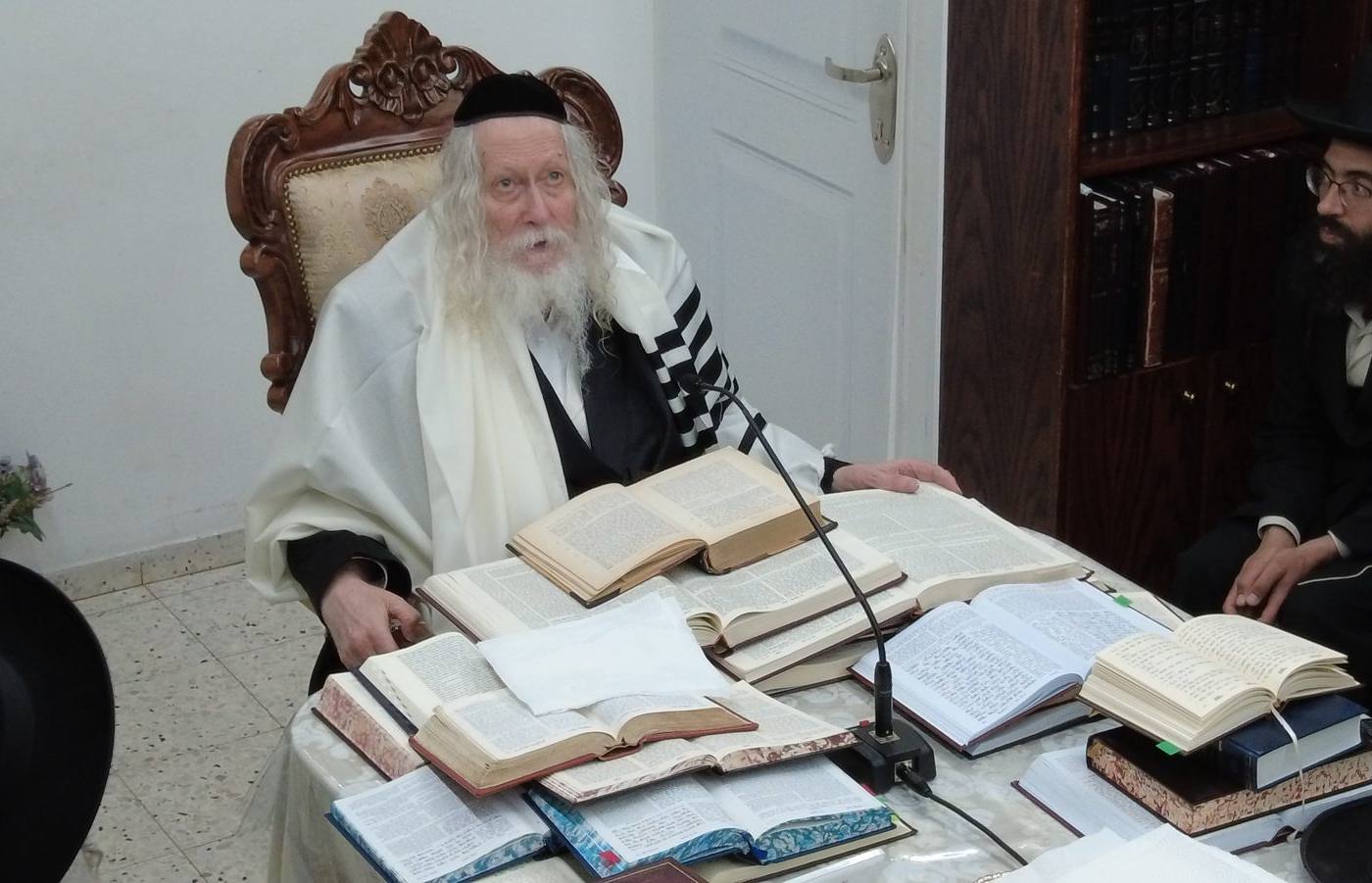 שיעור לאברכי 'כולל הוראה' במעונו של מורינו הרב שליט"א