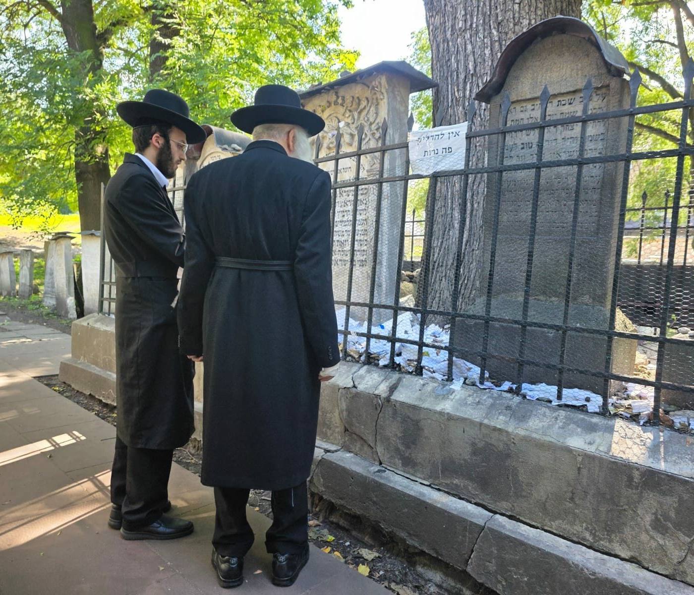 מסע הקודש של מורינו הרב שליט"א לפולין