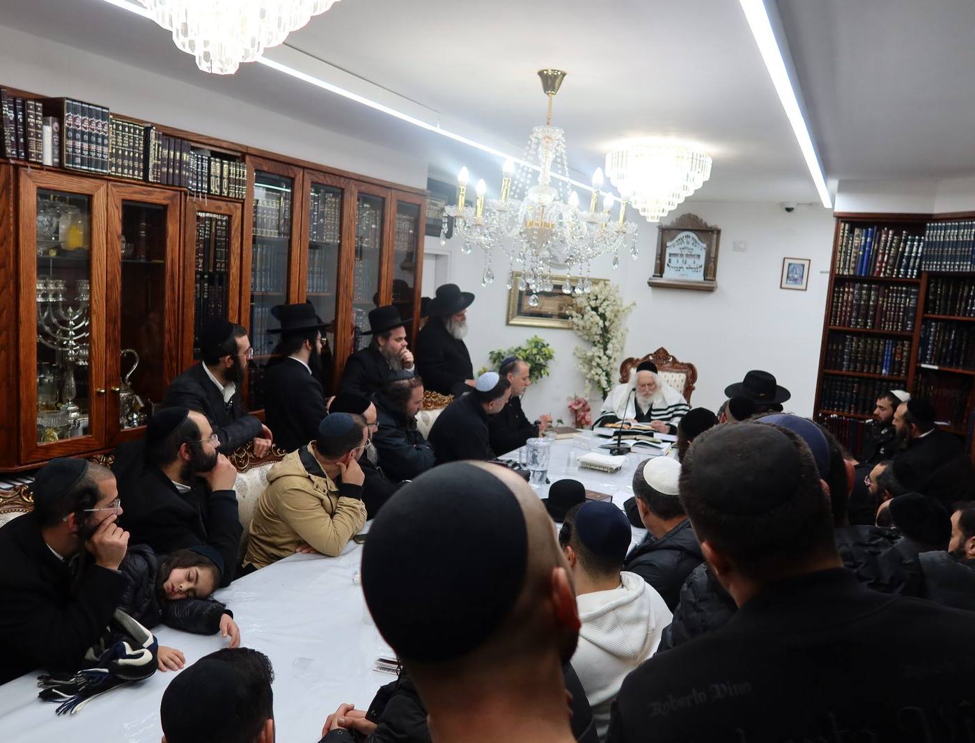 שיעור לקיבוץ של הרב צבי והרב מאיר רביבו בקודש פנימה