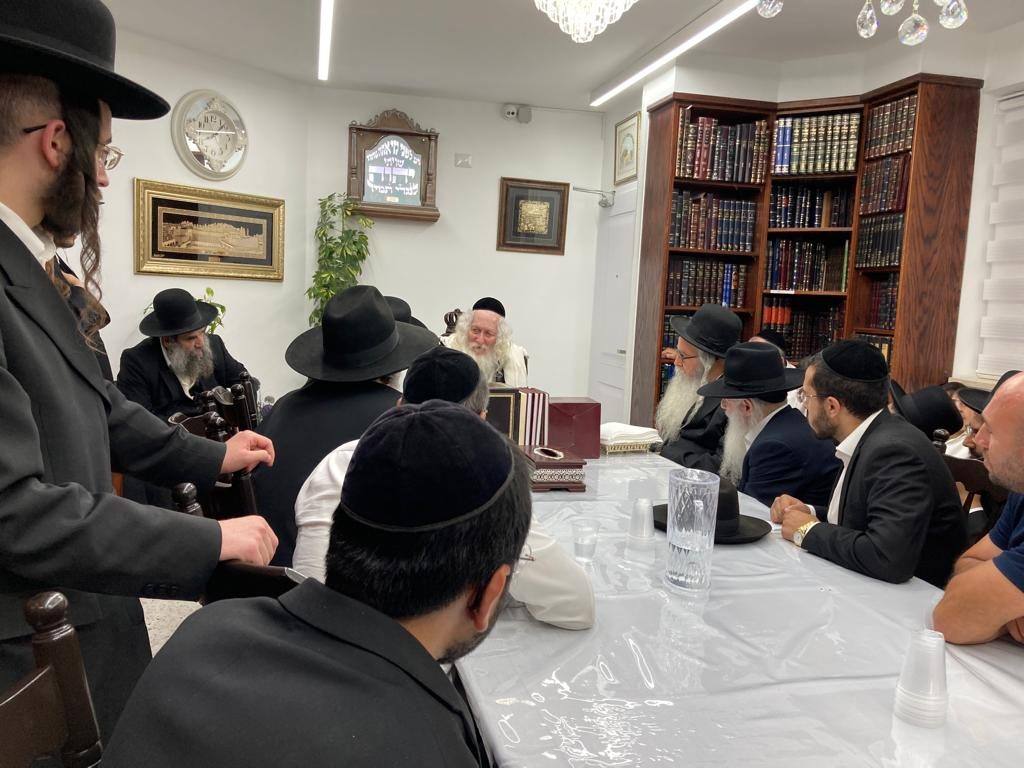 שיעור בבית מורינו הרב שליט"א לתושבי זכרון יעקב