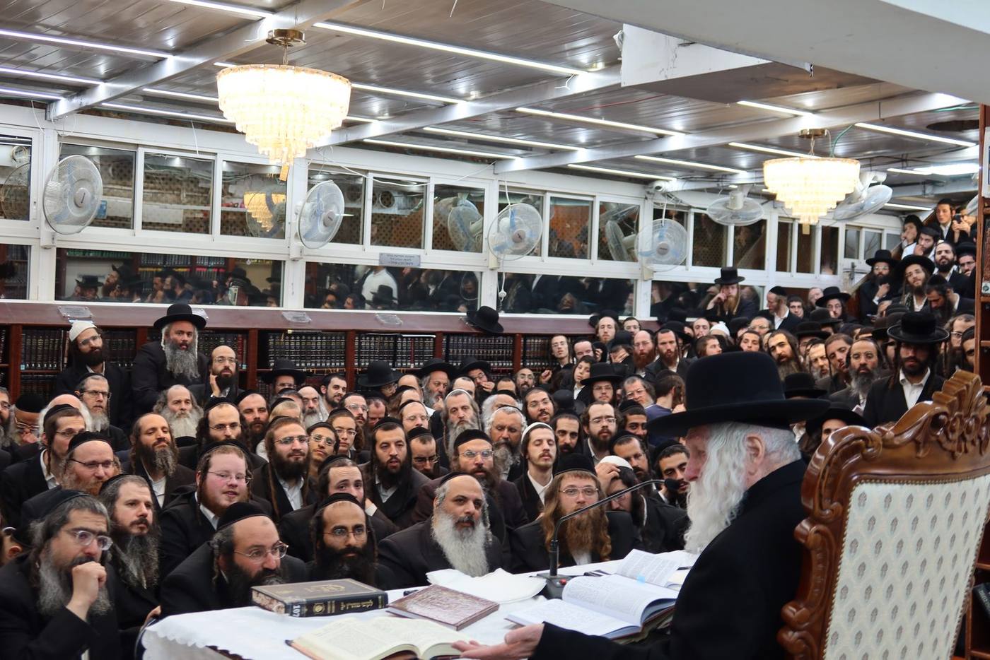 מאות אברכים בכינוס הכנה לחג מתן תורה בהשתתפות מורינו הרב שליט"א