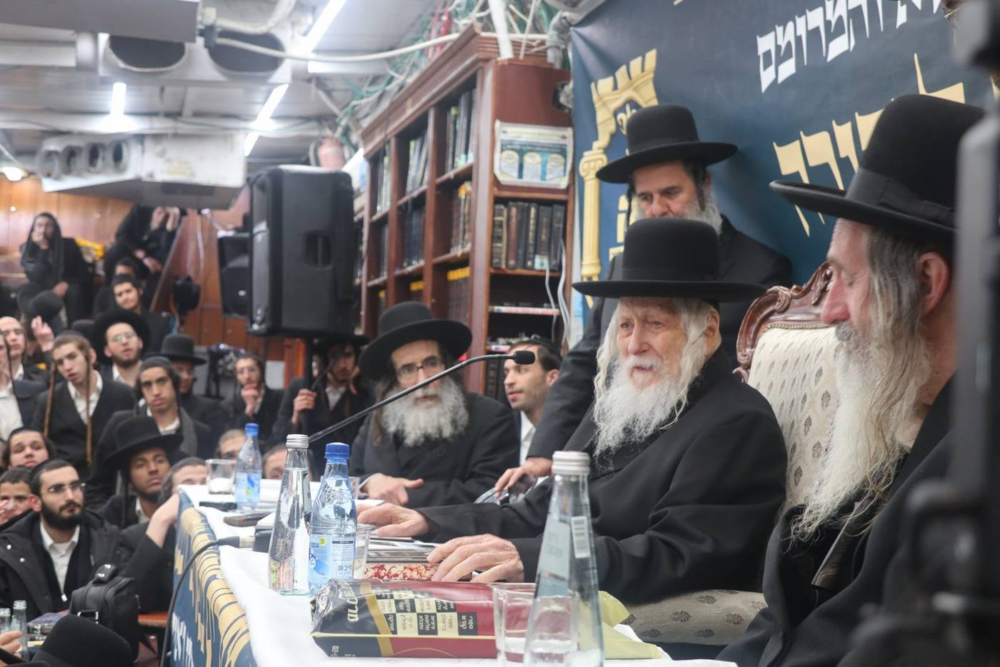 מעמד מרומם בקהילתנו הקדושה נגד גזירת הגיוס