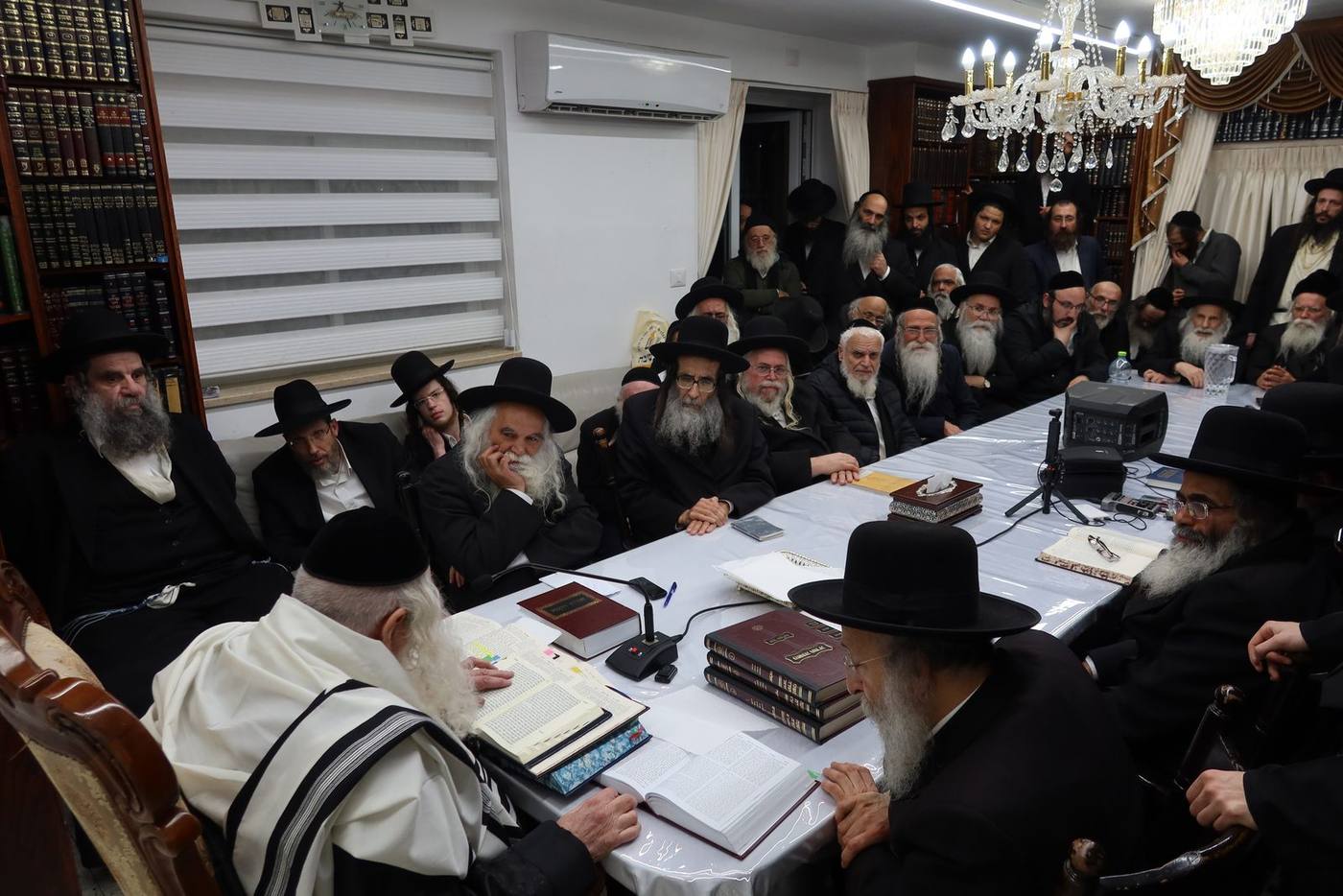שיעור לכולל בית מדרשינו במעון קדושו של מורינו הרב שליט"א