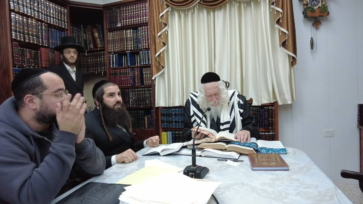שיעור לשובו בנים אשדוד בבית מורנו הרב שליט"א