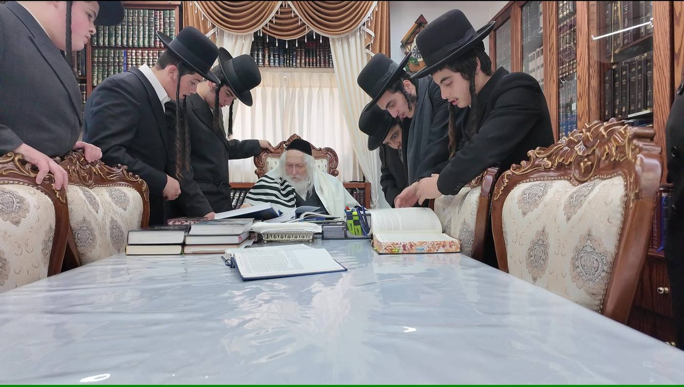 מעמד יום גינוסיא דמלכא בעיר האבות חברון