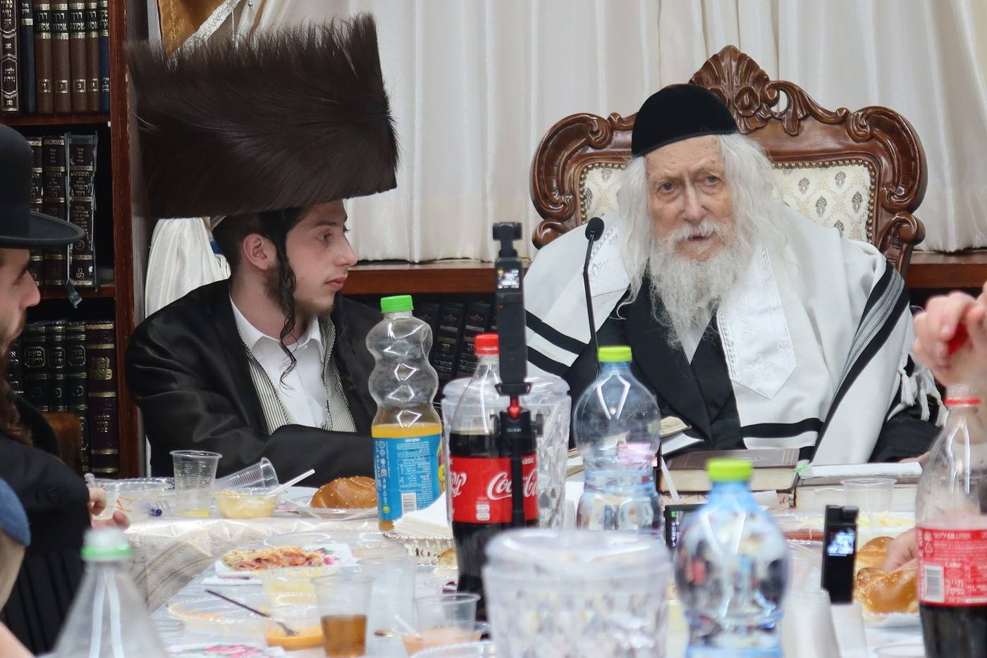 שמחת השבע ברכות לנינת מורינו הרב שליט"א לבית משפחת גולדבלום
