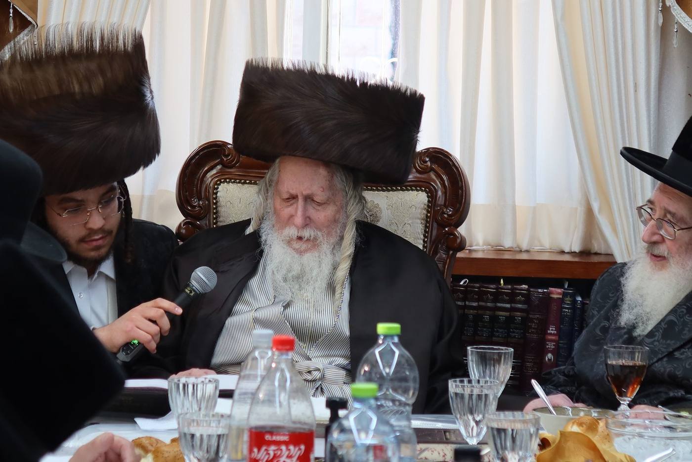שמחת השבע ברכות לנינת מורינו הרב שליט"א בהשתתפות כ"ק האדמו"ר מספינקא דונולו שליט"א